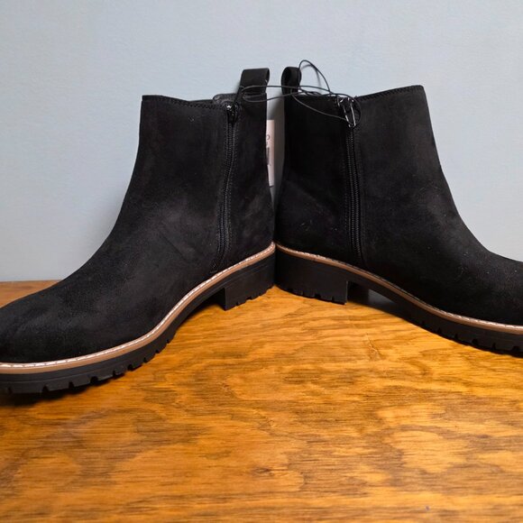 NWT Kenzie Black Suede Ankle Boots | Chelsea Style Size 10 Grunge FallStyle Chic - Picture 5 of 11